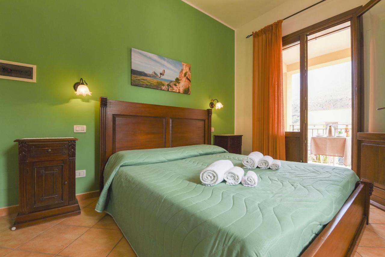 Bed and Breakfast Aurora Castelluzzo Exterior foto